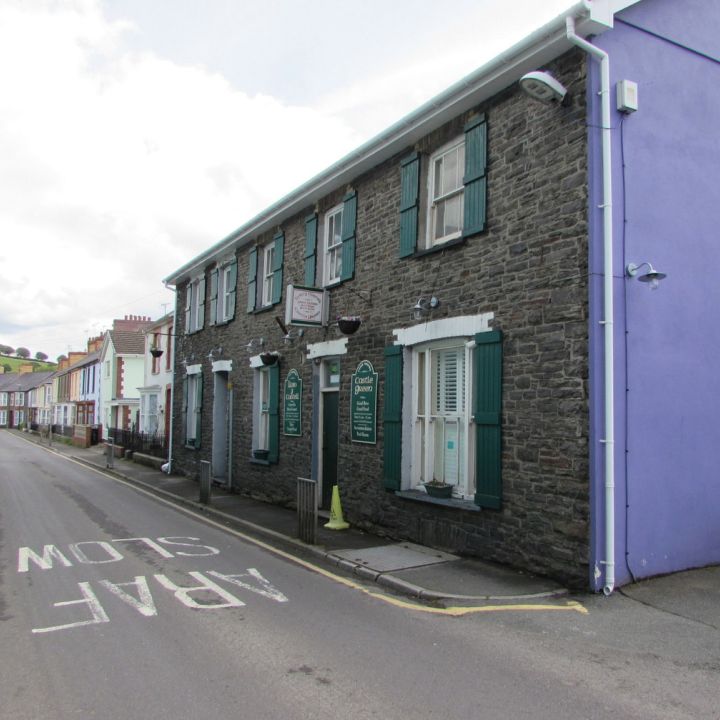 Castle Green Pub and Restaurant Lampeter